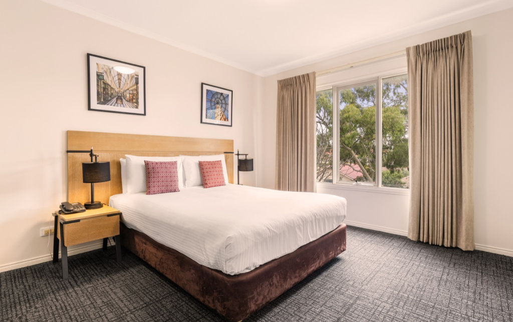 MainStay Suites Kew