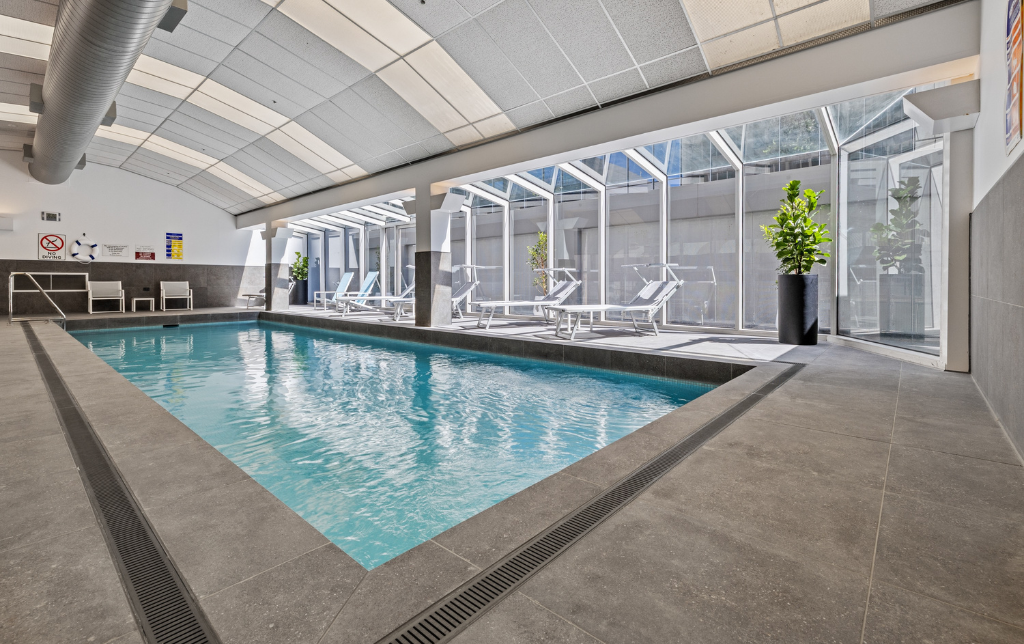 Clarion Suites Gateway
