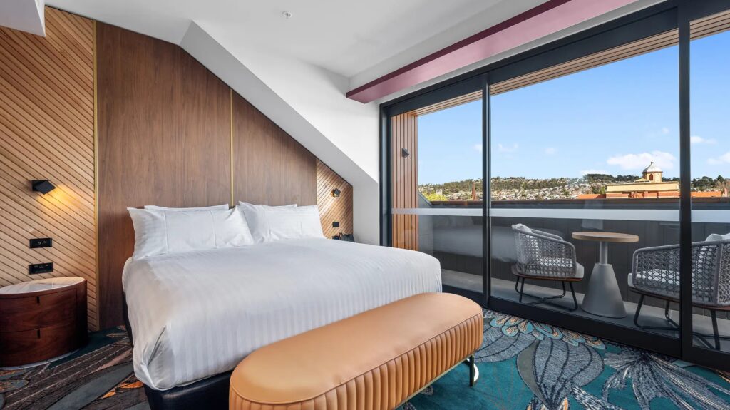 The George, an Ascend Collection Hotel