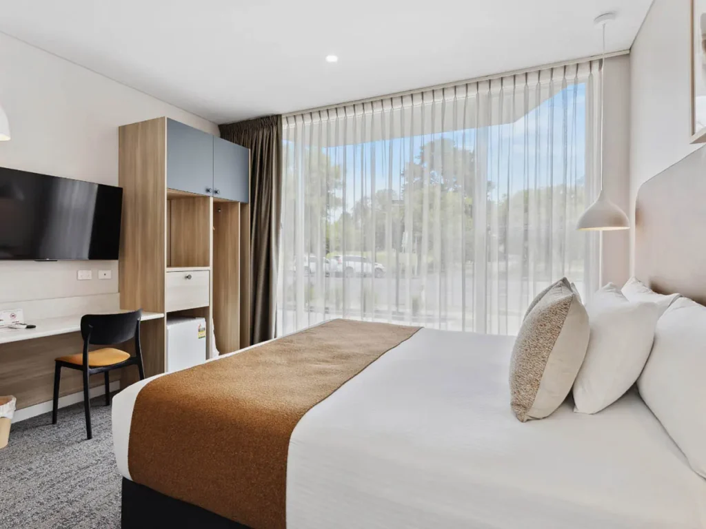 Comfort Inn Regal Park